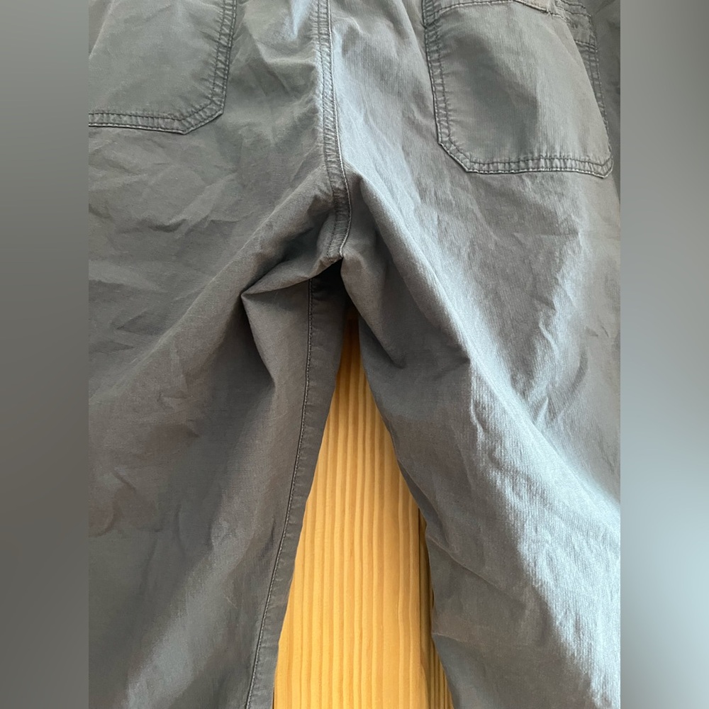 LL Bean Dark Gray Men’s Cargo Pants Size‎ XL - Picture 9 of 11